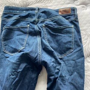 New hollister ripped jeans